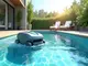 der-poolroboter-dolphin-e30-ihre-loesung-fuer-kristallklares-wasser